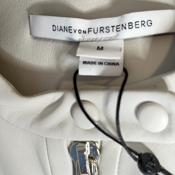 Diane Von Furstenberg DVF Buckley Leather Bomber Vest. White. Sz. Medium Leather - Picture 2 of 6